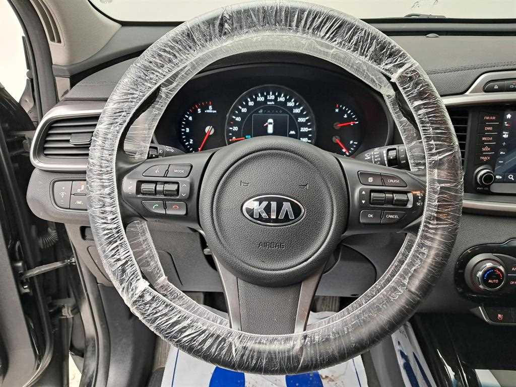 KIA Sorento - Vista 7
