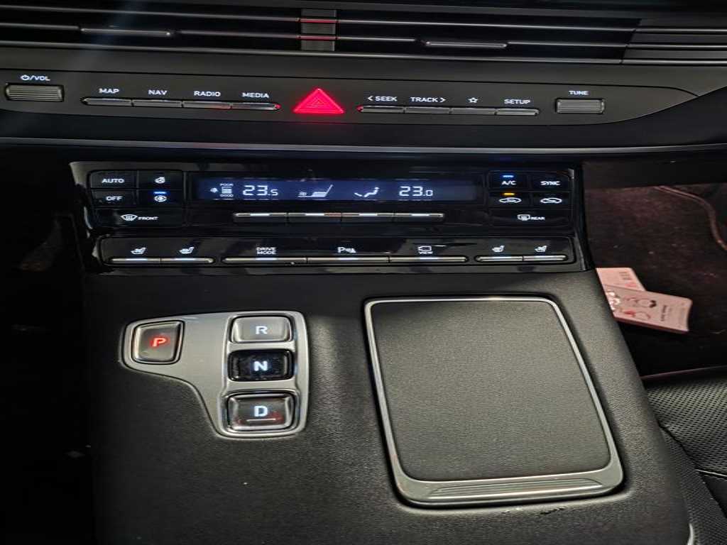 HYUNDAI Grandeur - Vista 5