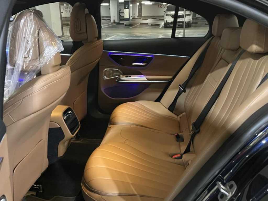 Mercedes Benz E class - Vista 9