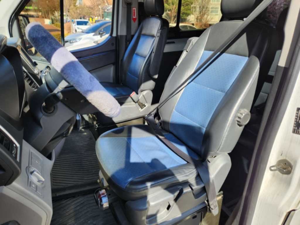 HYUNDAI Solati 2017 Blanco - Importación desde Corea - HF Imports Iquique - Foto 14