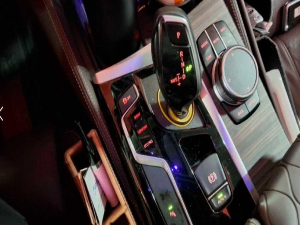 BMW 5 Series - Vista 7