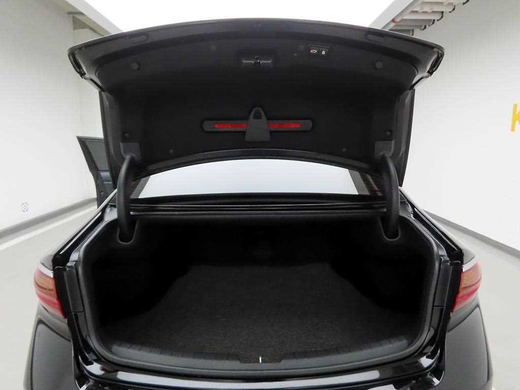 KIA K7 2018 Negro - Importación desde Corea - HF Imports Iquique - Foto 14