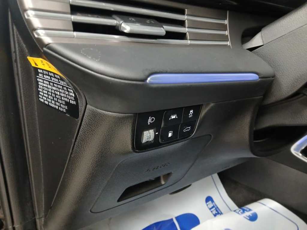 HYUNDAI Grandeur - Vista 11