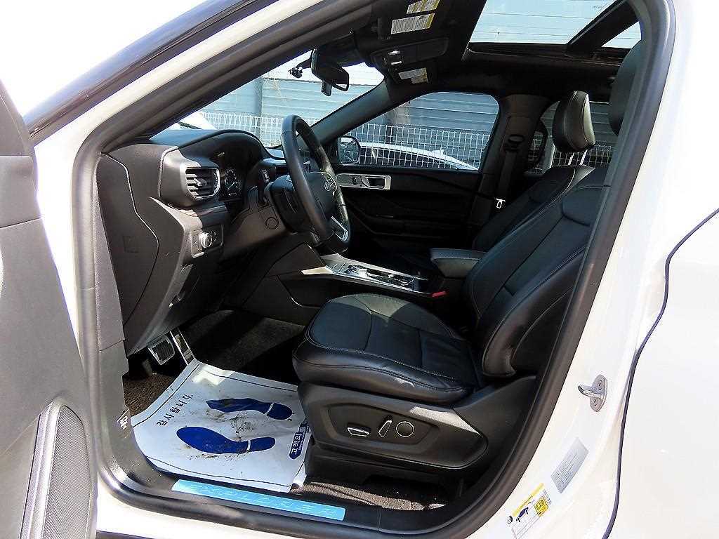 Ford Explorer - Vista 5