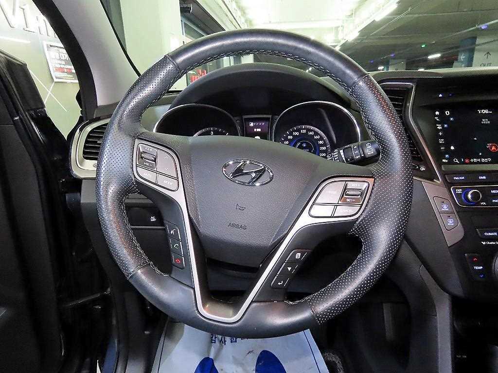 HYUNDAI Santa Fe - Vista 8