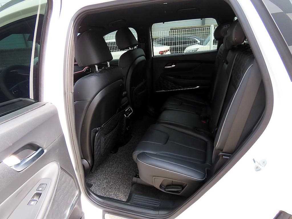 HYUNDAI Santa Fe - Vista 6