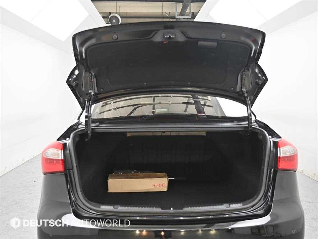 KIA K3 2014 Negro - Importación desde Corea - HF Imports Iquique - Foto 20