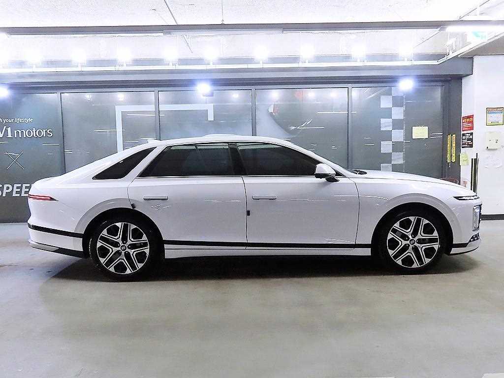 HYUNDAI Grandeur - Vista 4