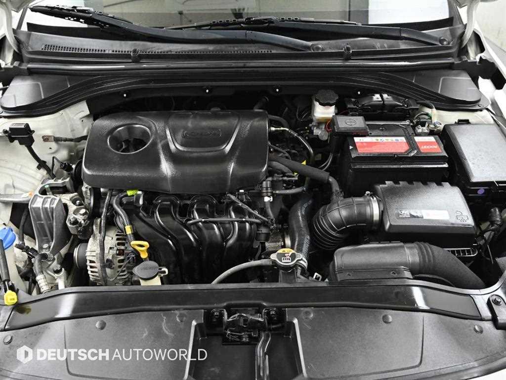 HYUNDAI Avante - Vista 7