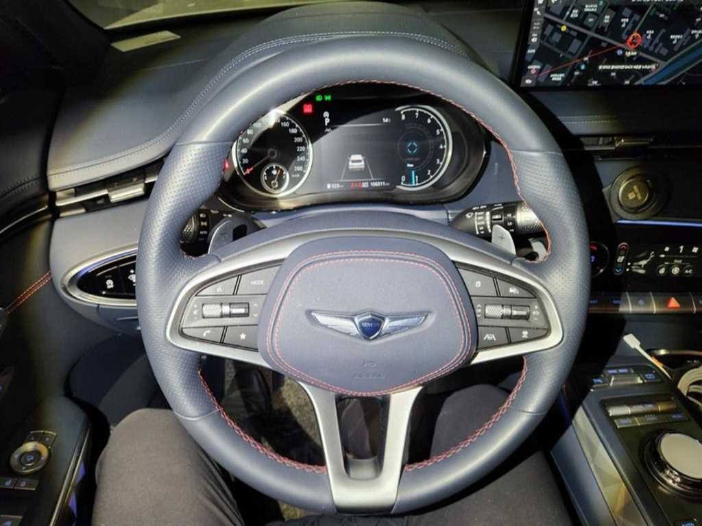 Genesis GV70 - Vista 11