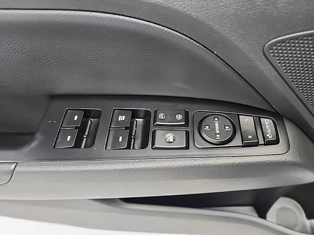 HYUNDAI Avante 2020 Blanco - Importación desde Corea - HF Imports Iquique - Foto 15