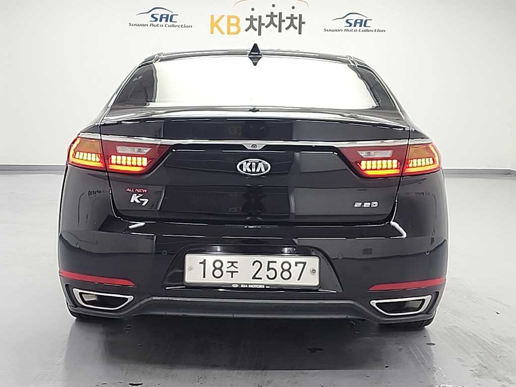 KIA K7 - Vista 3