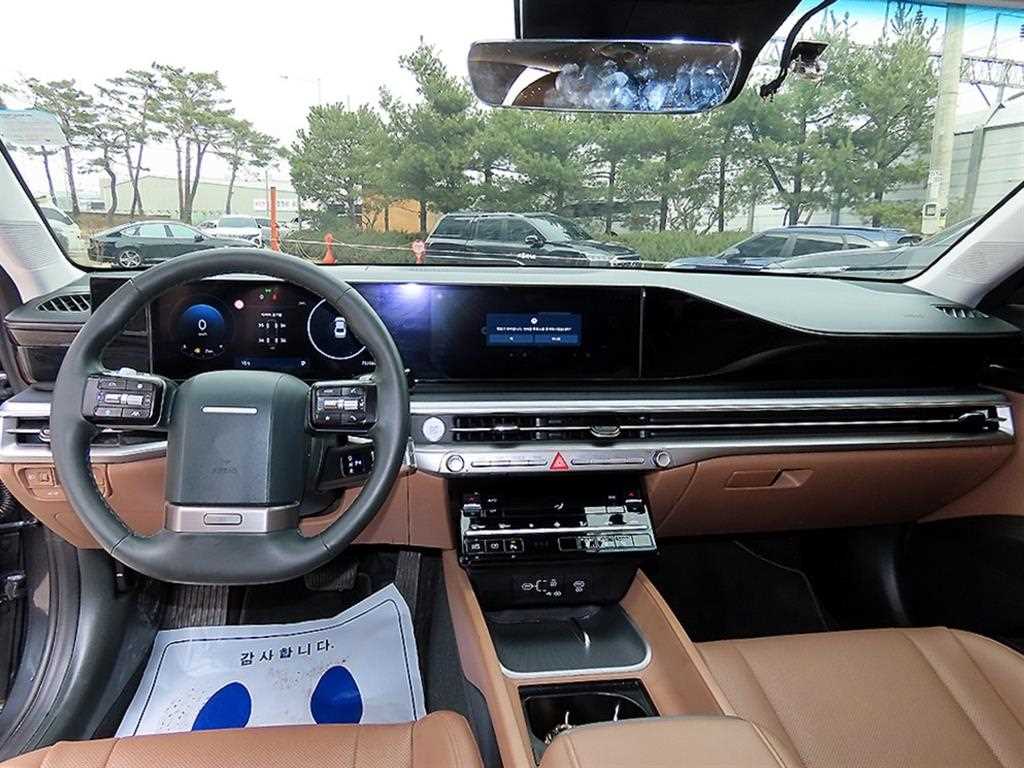 HYUNDAI Grandeur - Vista 7