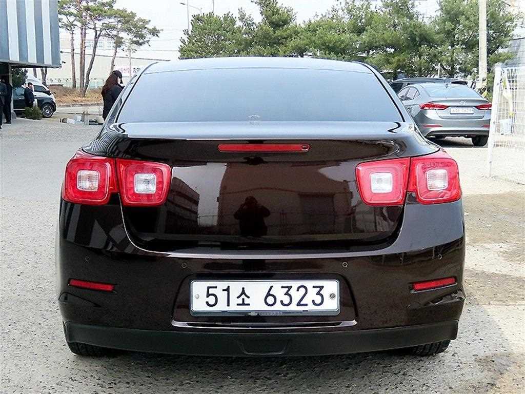 Chevrolet Malibu - Vista 4