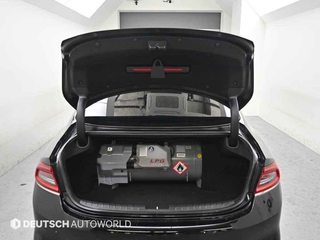 HYUNDAI Grandeur 2019 Negro - Importación desde Corea - HF Imports Iquique - Foto 19