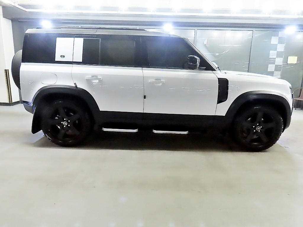 Land Rover Defender - Vista 3