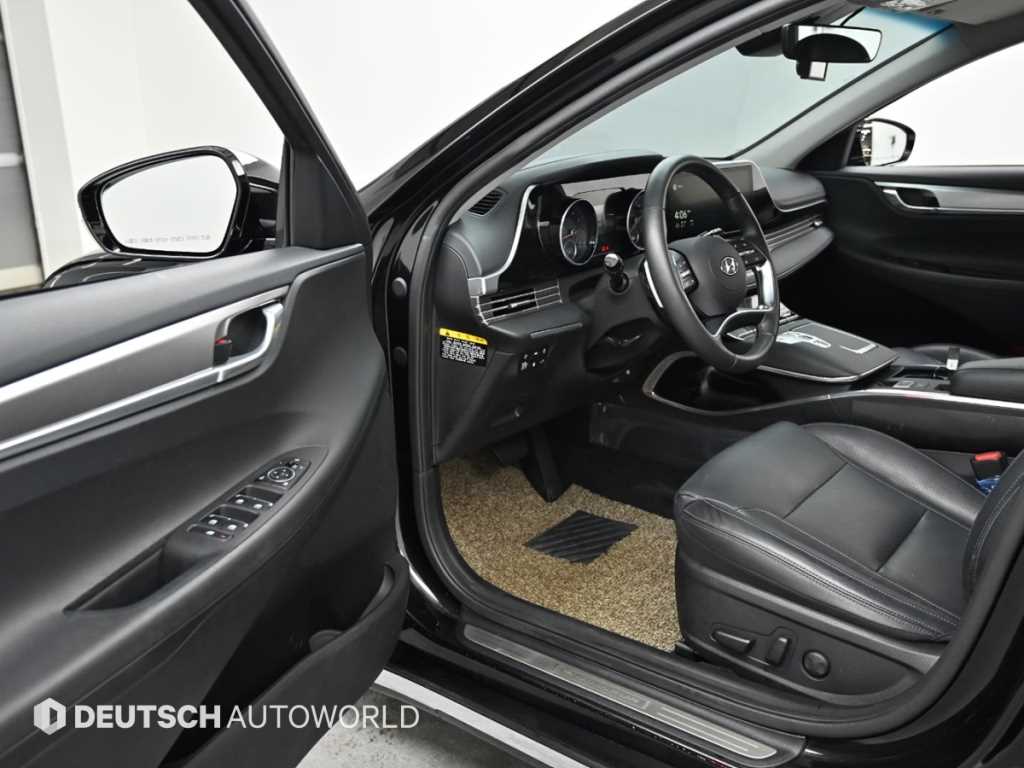 HYUNDAI Grandeur - Vista 11