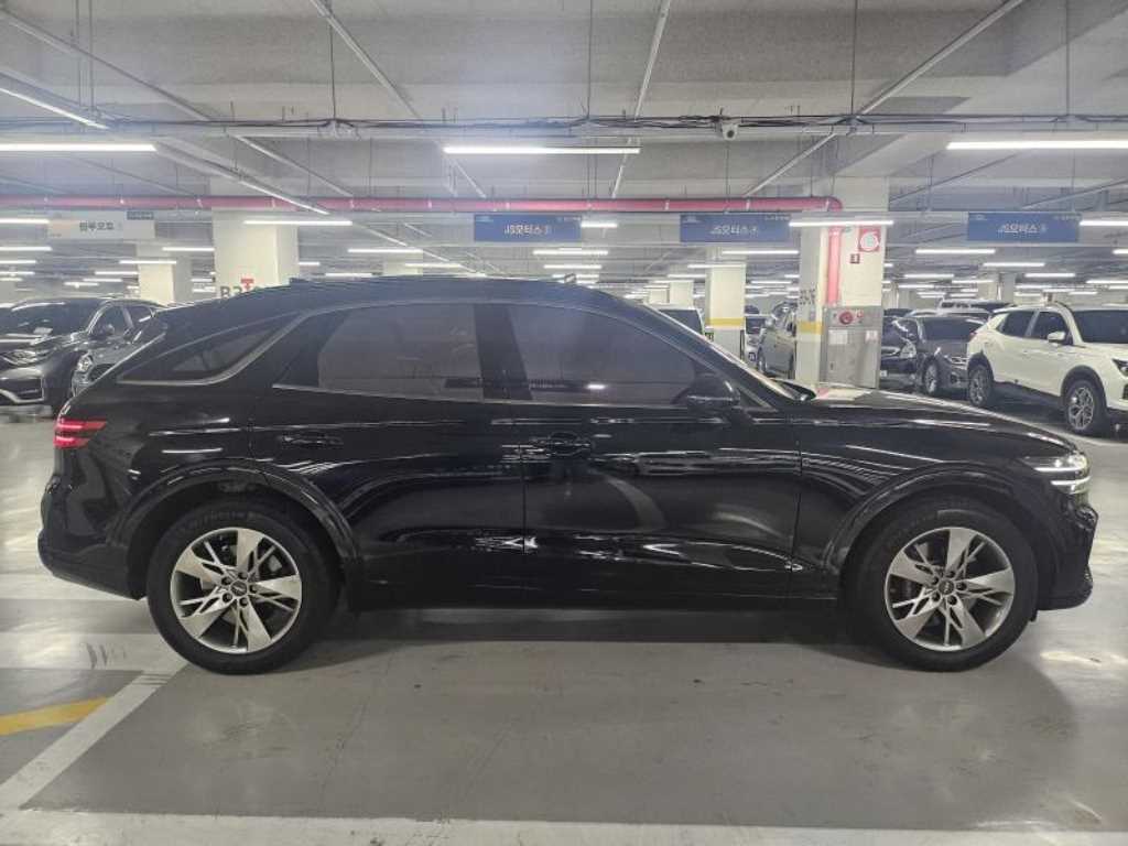 Genesis GV70 - Vista 4