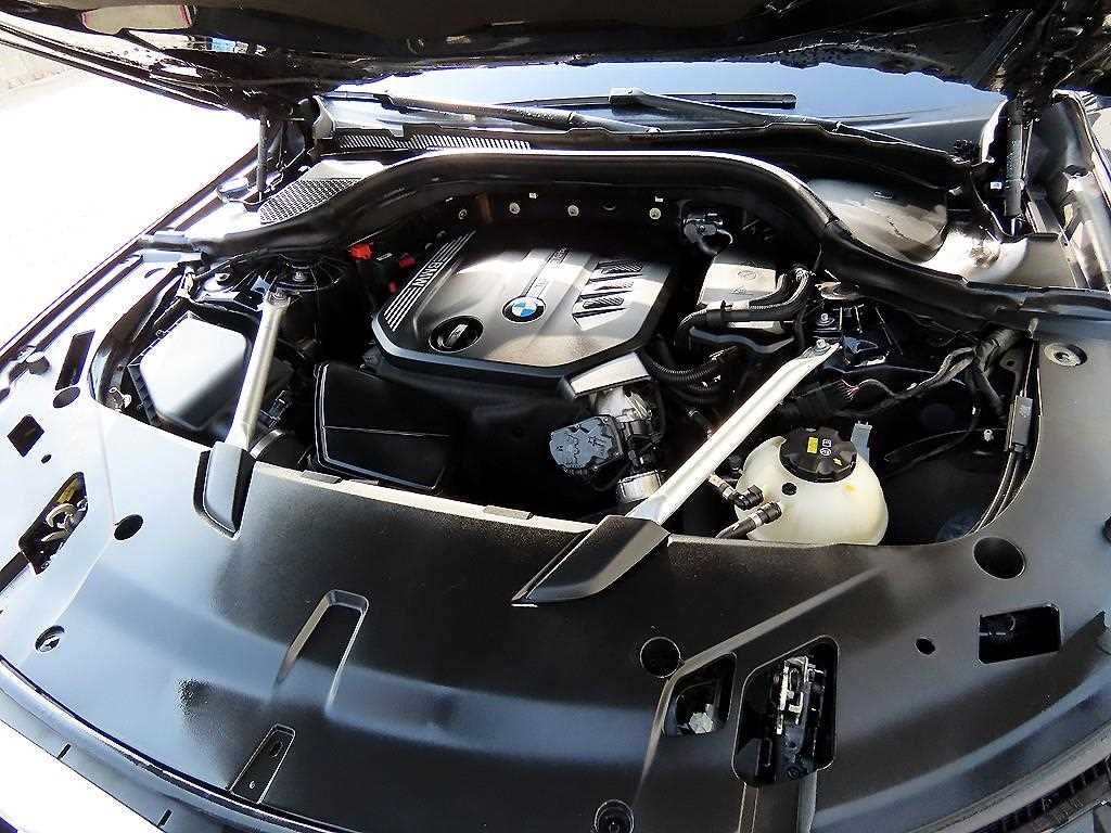 BMW Gran Turismo 2022 Negro - Importación desde Corea - HF Imports Iquique - Foto 19