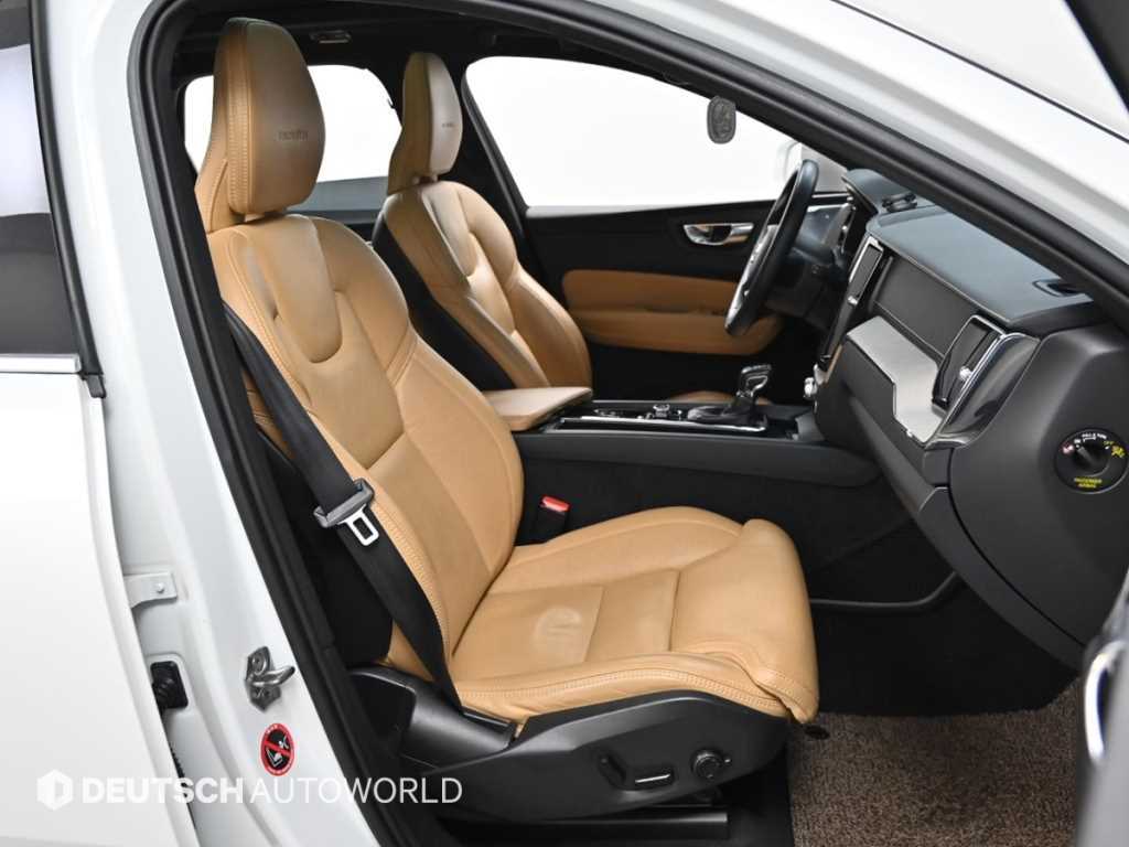 Volvo XC60 - Vista 10