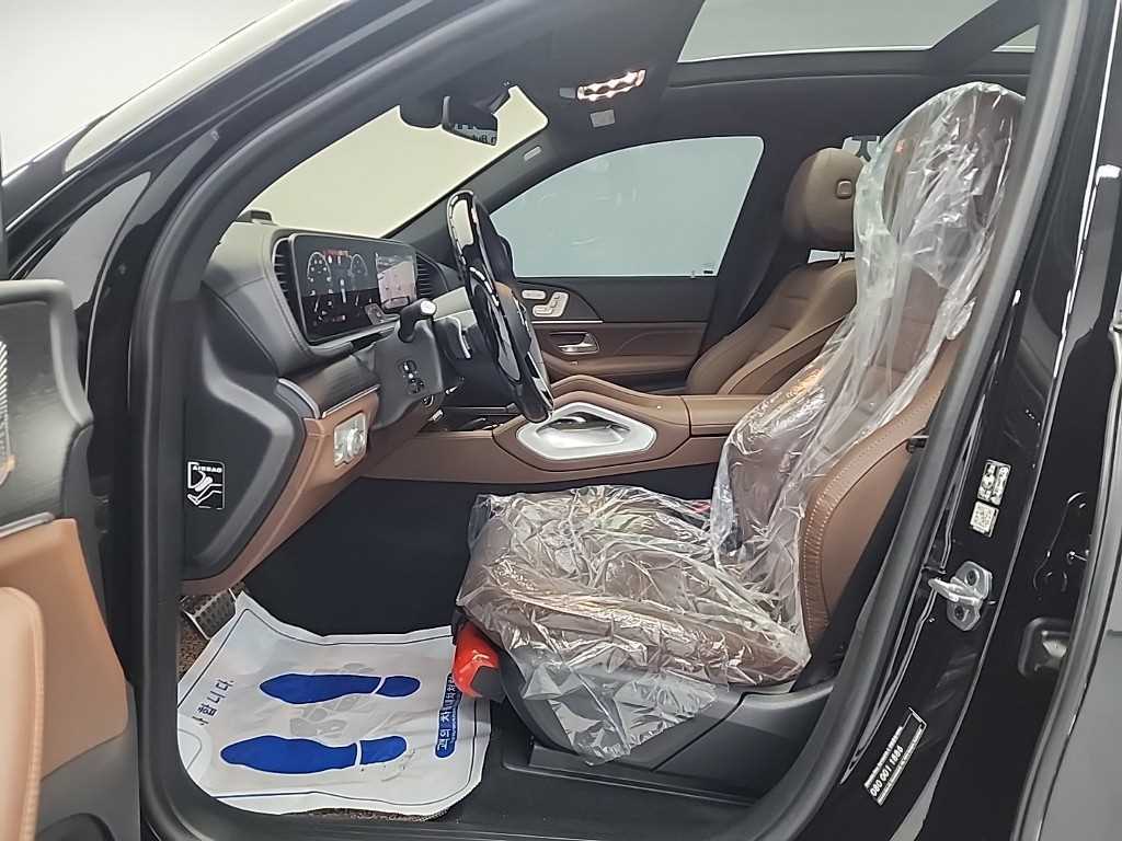 Mercedes Benz GLS Class - Vista 11