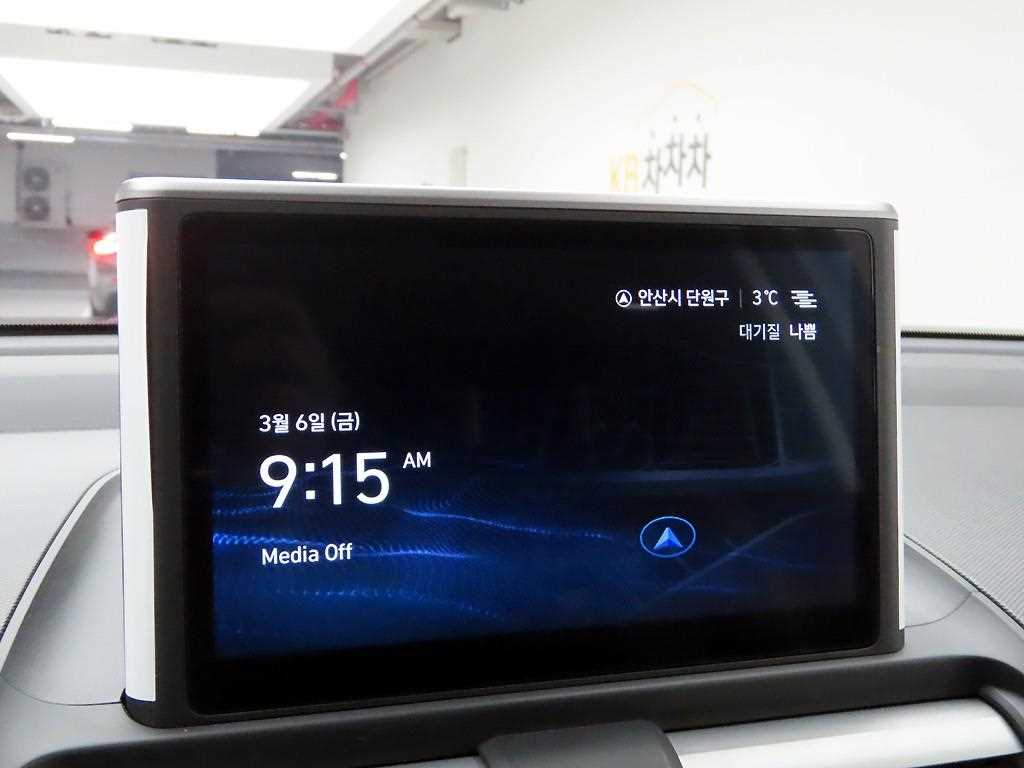 HYUNDAI Casper - Vista 9