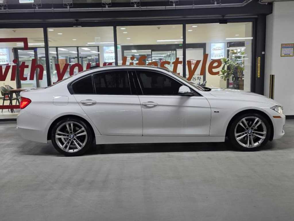 BMW 3 series - Vista 3