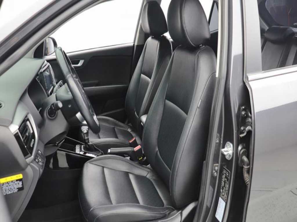 KIA Stonic - Vista 9