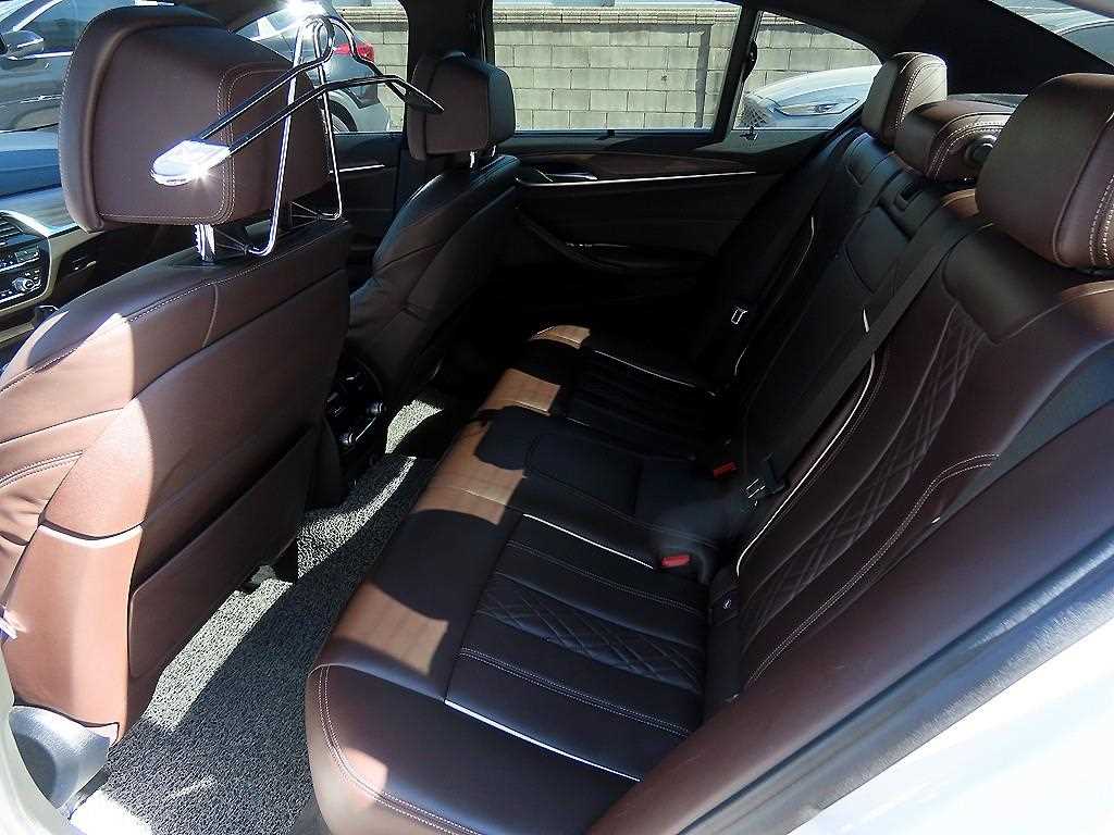 BMW 5 Series - Vista 6