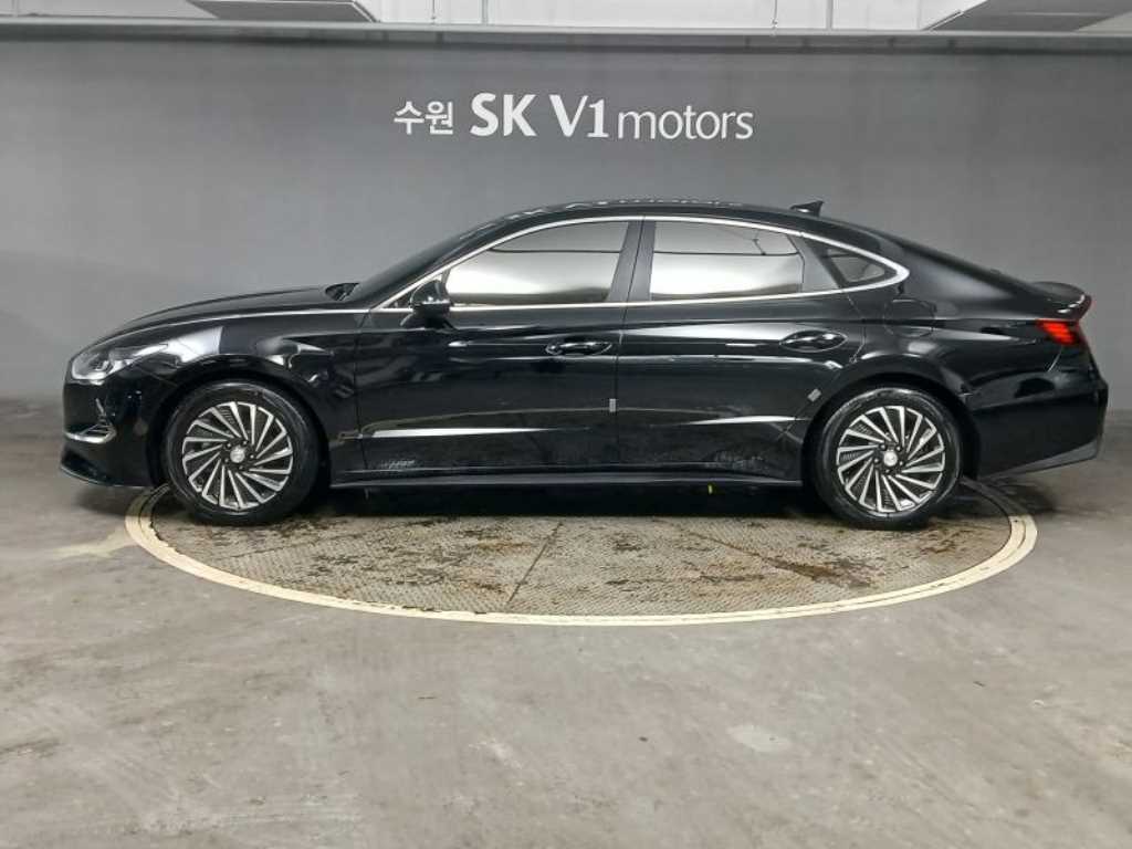 HYUNDAI Sonata - Vista 2