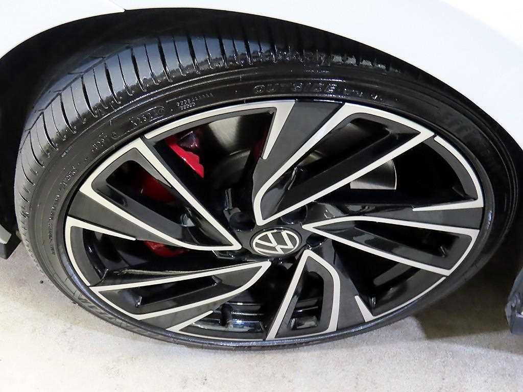 Volkswagen Golf 2023 Blanco - Importación desde Corea - HF Imports Iquique - Foto 20