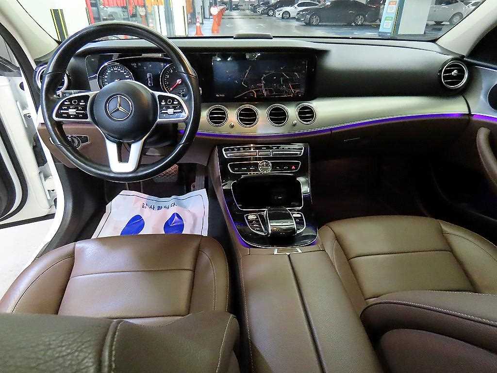 Mercedes Benz E class 2019 Blanco - Importación desde Corea - HF Imports Iquique - Foto 1