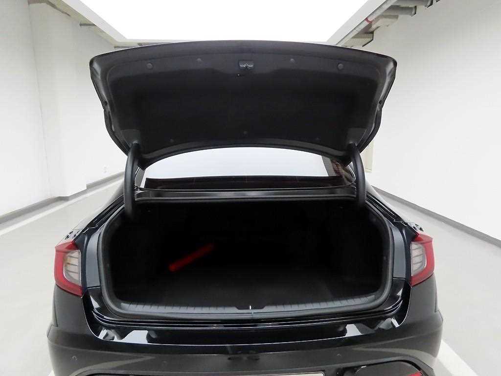 HYUNDAI Sonata - Vista 5