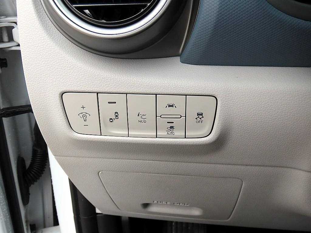 HYUNDAI Kona 2019 Blanco - Importación desde Corea - HF Imports Iquique - Foto 13