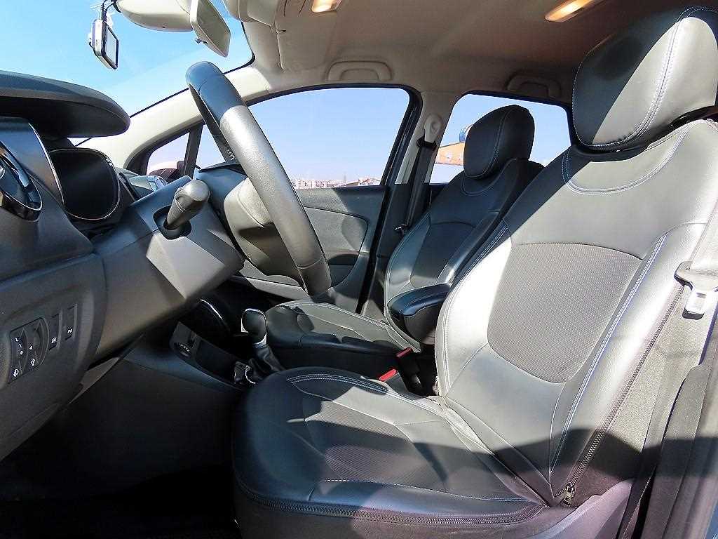 HYUNDAI Santa Fe - Vista 5