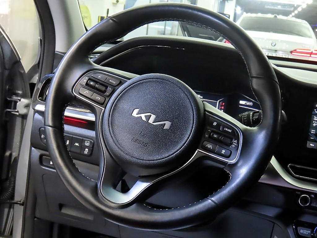 KIA Niro - Vista 8