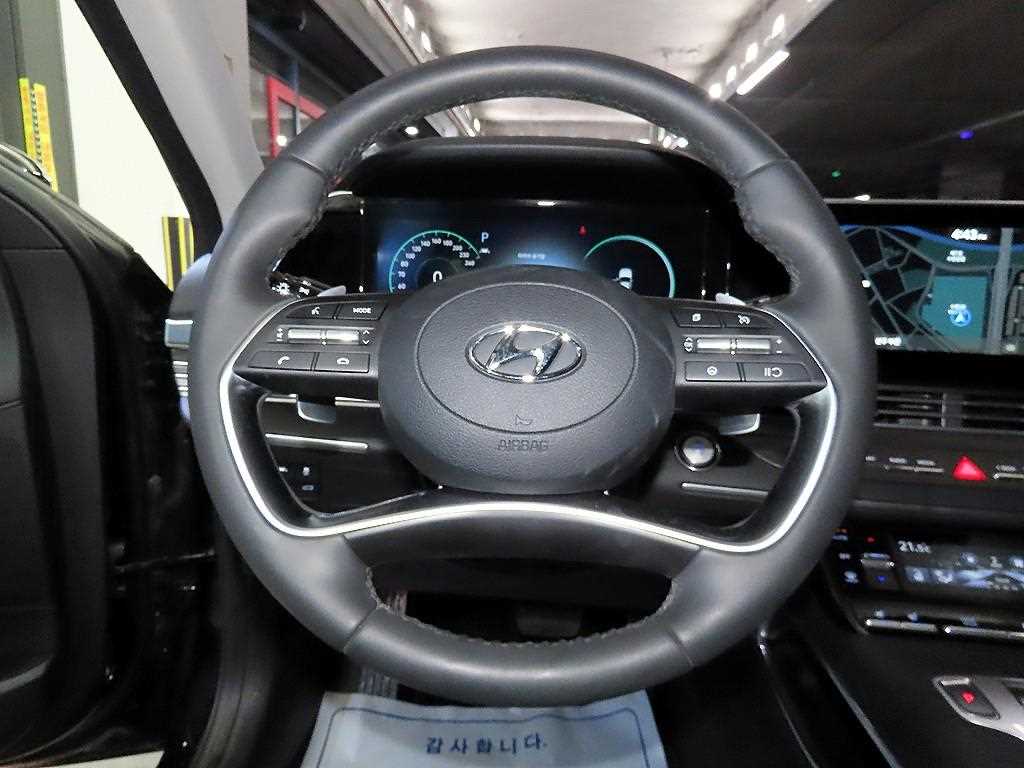 HYUNDAI Grandeur - Vista 8