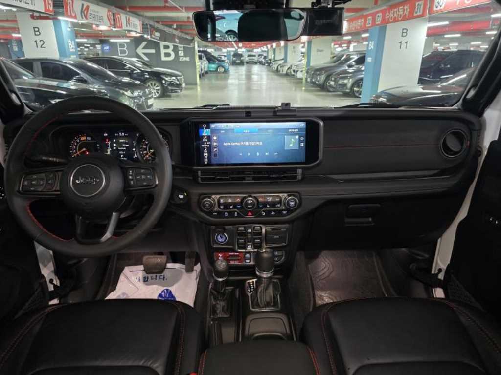 Jeep Wrangler - Vista 11