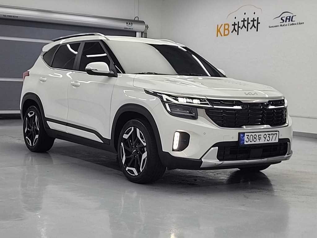 KIA Seltos - Vista 4