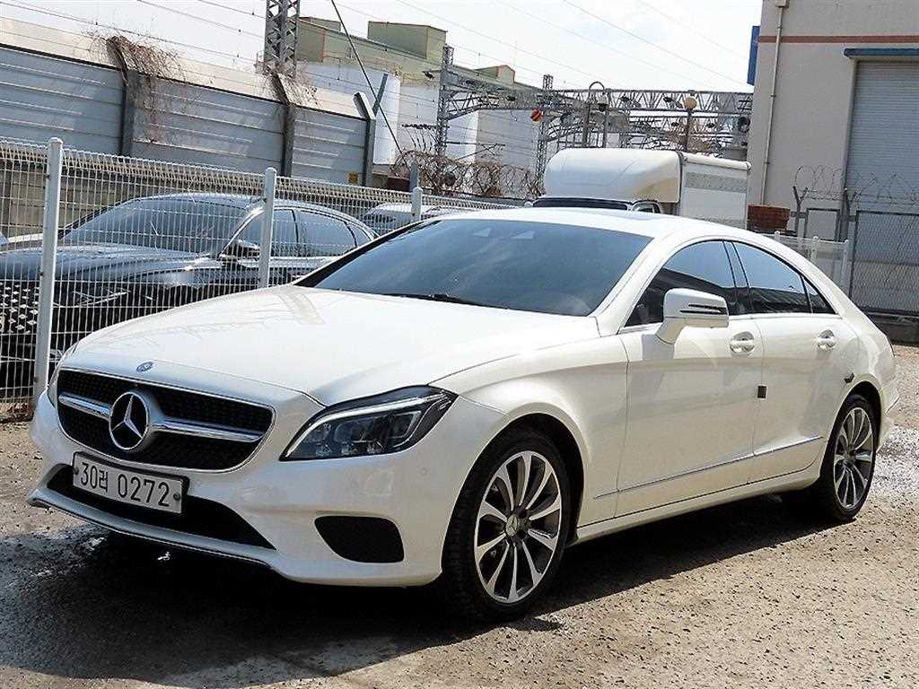 Mercedes Benz CLS Class - Vista 2
