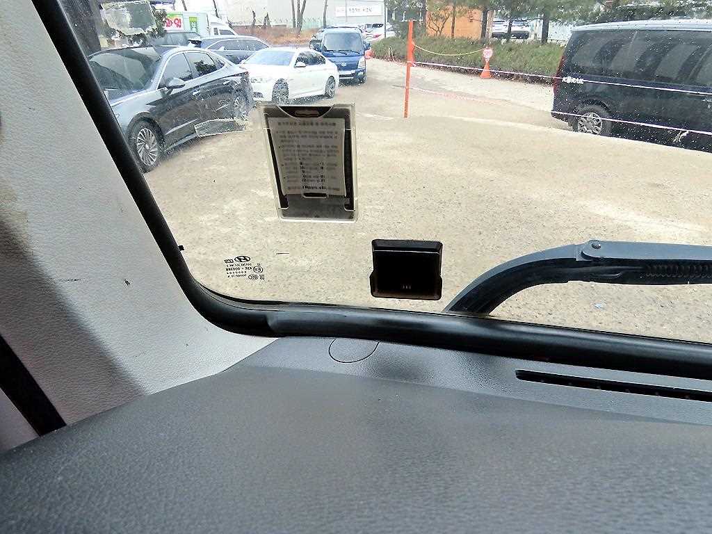 medium and large cargo truck 2015 Blanco - Importación desde Corea - HF Imports Iquique - Foto 18