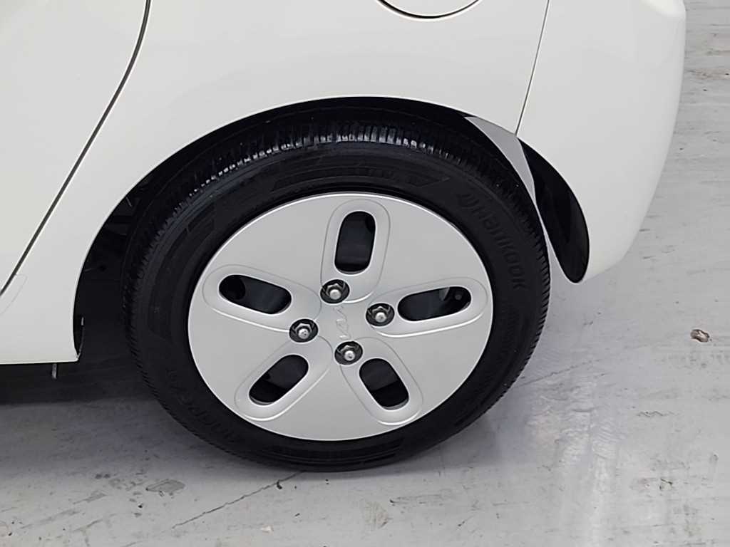 KIA Ray 2023 Blanco - Importación desde Corea - HF Imports Iquique - Foto 19