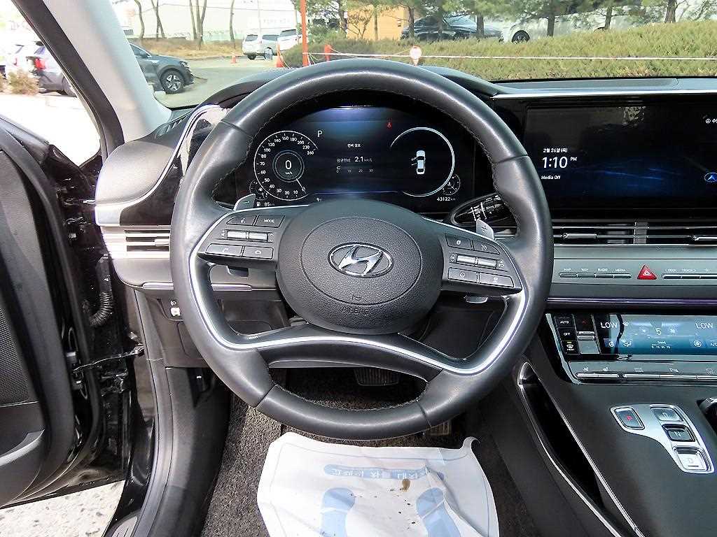 HYUNDAI Grandeur - Vista 8