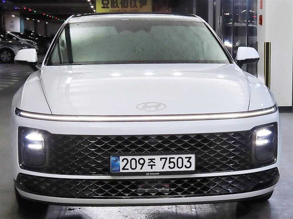 HYUNDAI Grandeur - Vista 2