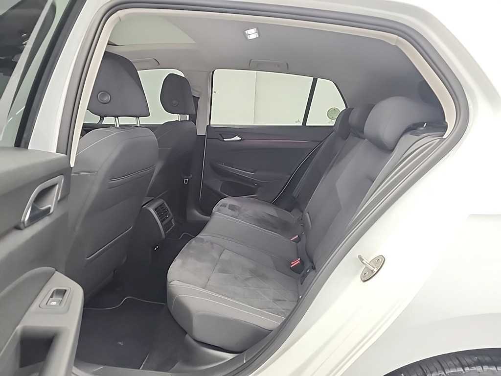 Volkswagen Golf - Vista 12