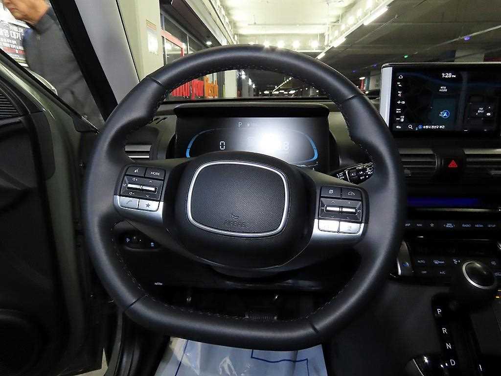 HYUNDAI Casper - Vista 8