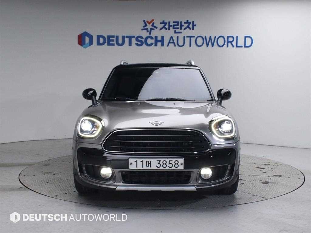 Mini Countryman - Vista 3