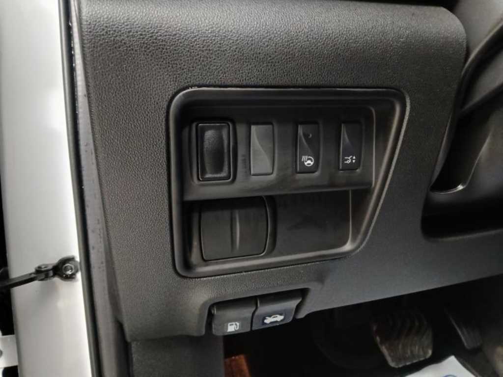 SAMSUNG QM6 - Vista 11