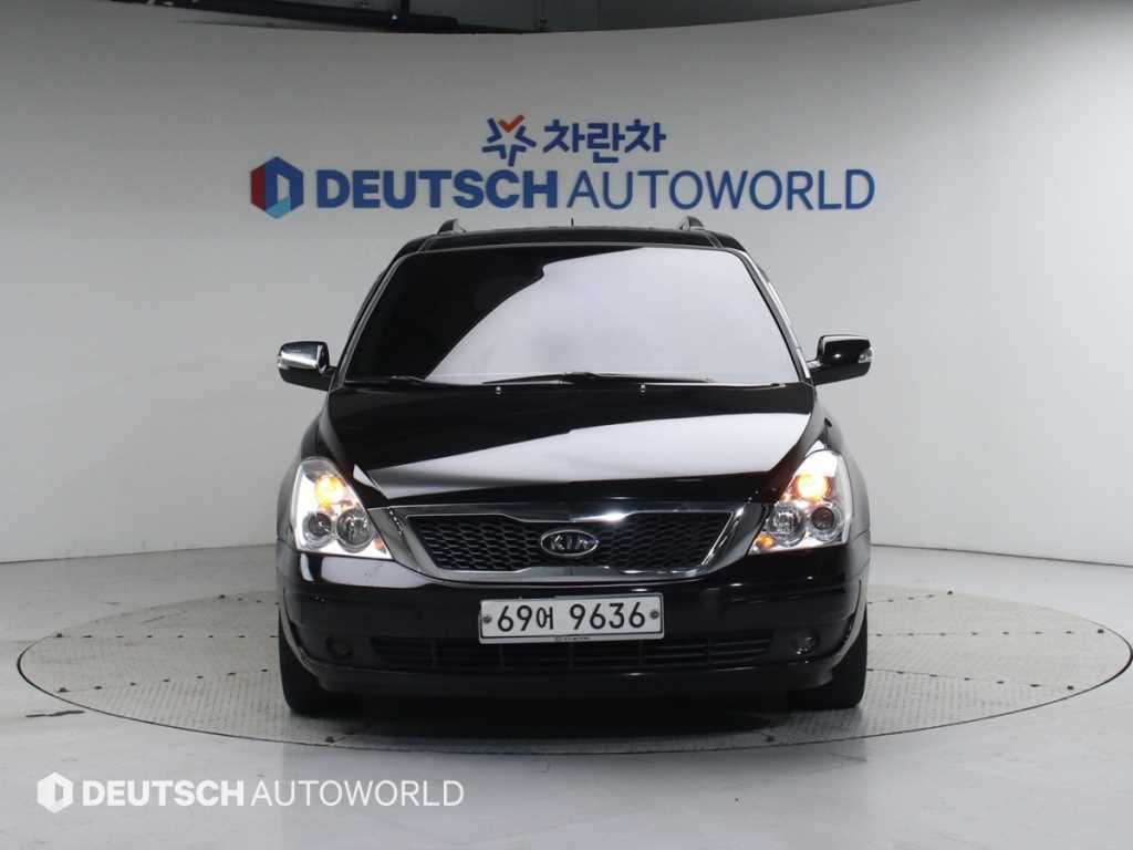 KIA Carnival - Vista 3