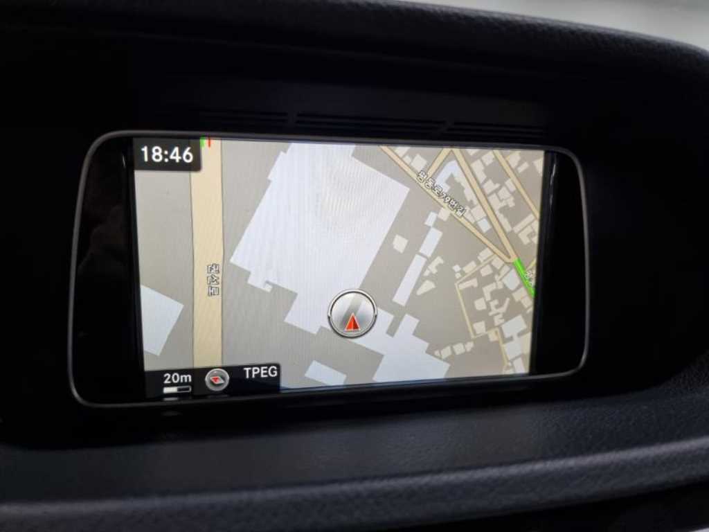 Mercedes Benz E class 2016 - Importación desde Corea - HF Imports Iquique - Foto 19